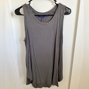 Apt. 9 Ribbed Sleeveless long Tank Top in Light Silver
